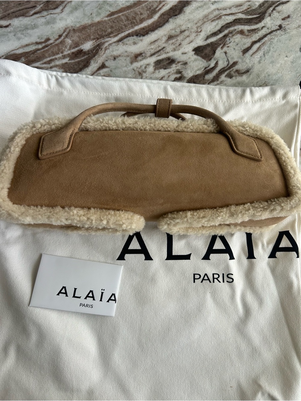 Alaia teckel Tan Shearling Suede clutch Bag - Picture 6 of 11